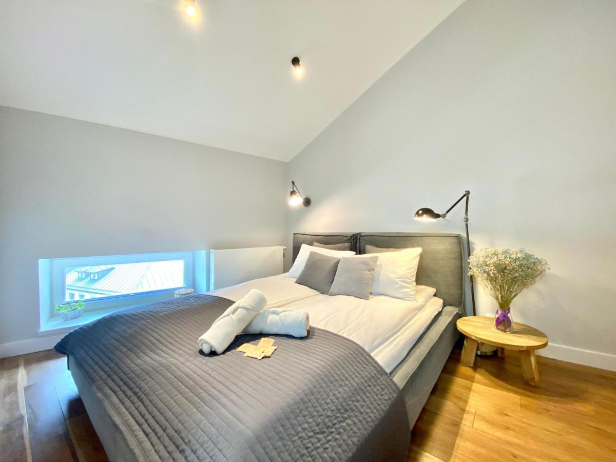Mint Luxury At The Main Square Apartament *